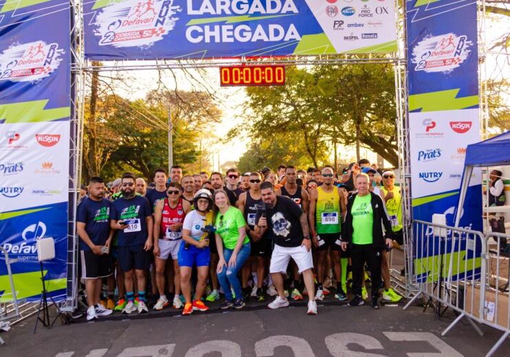 CAPA 2ª Corrida e Caminhada Defavari reúne cerca de mil atletas e consagra campeões em Rio das Pedras01 CAPA 2ª Corrida e Caminhada Defavari reúne cerca de mil atletas e consagra campeões em Rio das Pedras01