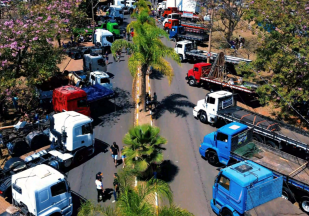 CAPA 2º Encontro de Caminhões movimenta Rio das Pedras neste domingo CAPA 2º Encontro de Caminhões movimenta Rio das Pedras neste domingo