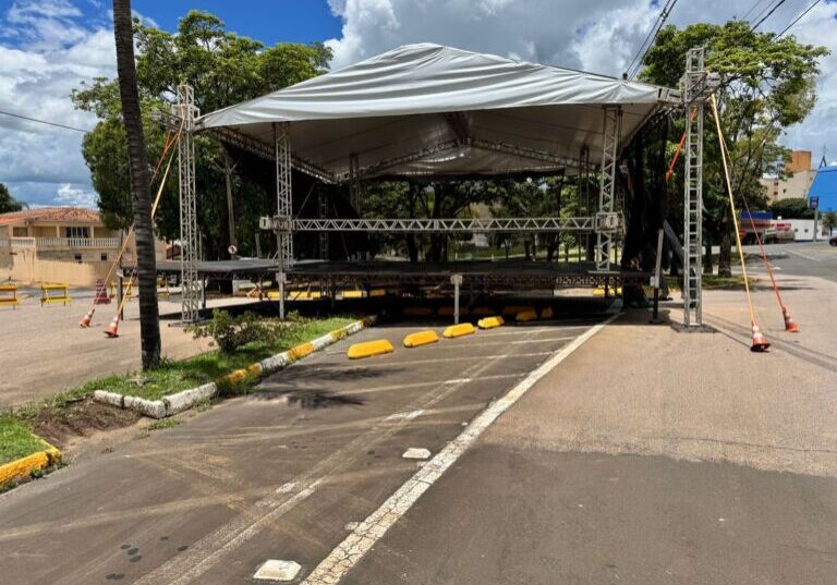 CAPA Carnaval muda de local e interdição em avenida gera críticas e transtornos