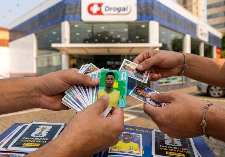 Drogal realiza aos domingos encontros para troca de figurinhas