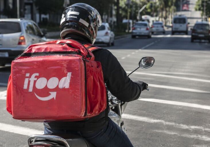 Governo prepara linha de crédito para entregadores de aplicativos comprarem motocicletas Governo prepara linha de crédito para entregadores de aplicativos comprarem motocicletas