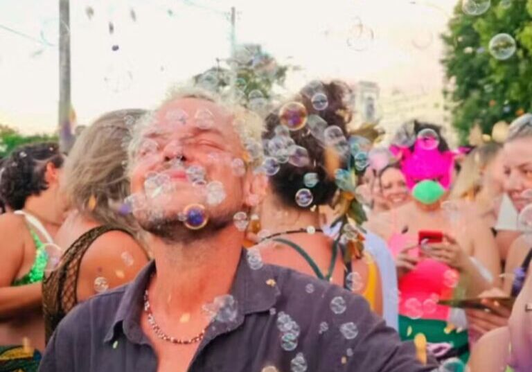 Matheus Nachtergale curte carnaval em Piracicaba Matheus Nachtergale curte carnaval em Piracicaba