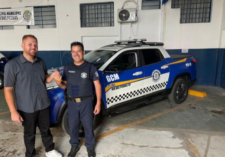 Max Prestes anuncia chegada de viatura 4x4 para reforçar segurança em Rio das Pedras01