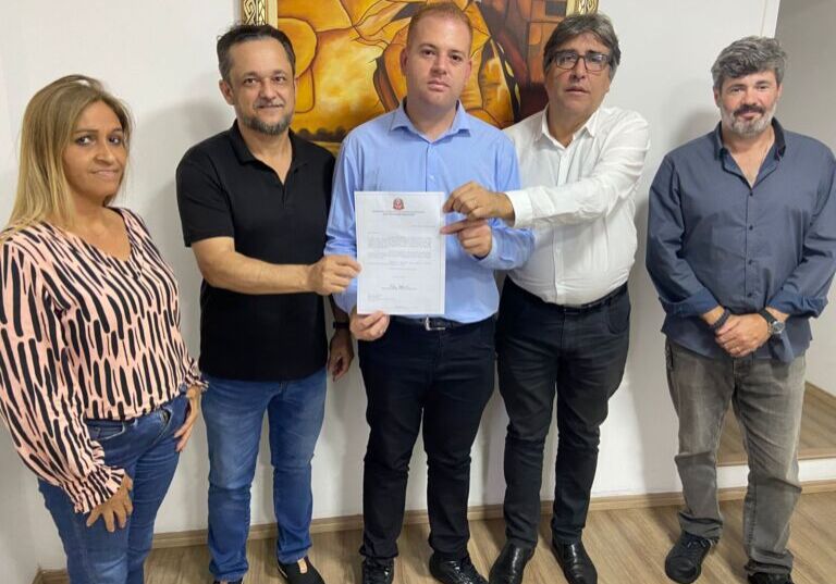 Max Prestes garante RS 250 mil para obras do novo Pronto-Socorro