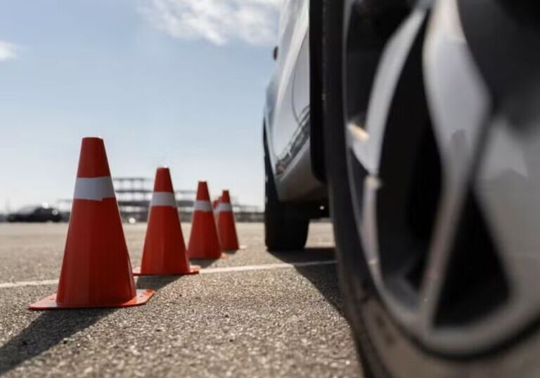 Novas regras para tirar a CNH prometem reduzir custos em até 80 Novas regras para tirar a CNH prometem reduzir custos em até 80